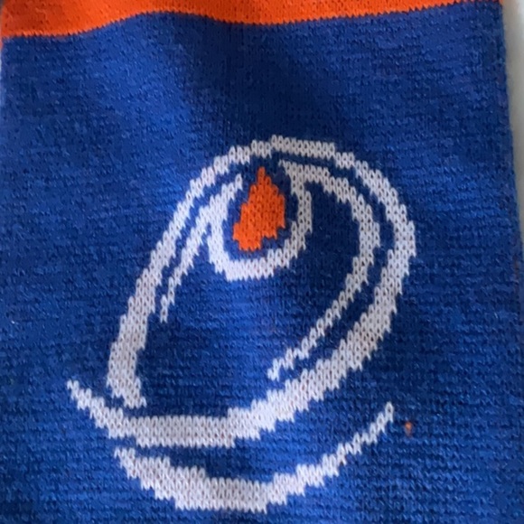 Edmonton Oilers Blue and Orange Scarf NHL - Picture 3 of 6